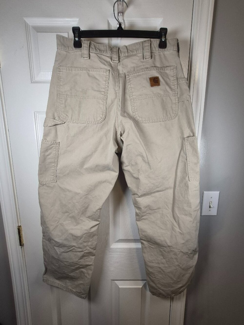 Broke-in Carhartt beige relaxed baggy fit dungaree cargo pants size 33 x 30